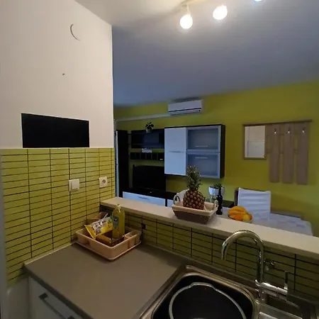 Apartment Sunset Omis Exterior photo
